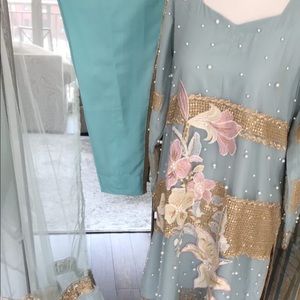 Pakistani clothes